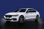 P90192269-bmw-7-series-saloon-sedan-long-version-bmw-m-performance-kidney-grilles-black-carbon-fiber-mirror-ca-600px